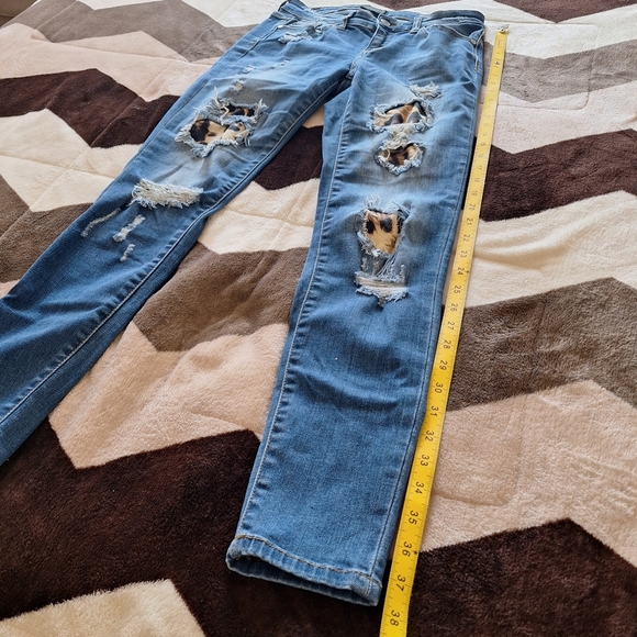 Judy Blue Skinny Fit Distressed Leopard Print Patches Jeans Size 5/27 - Picture 8 of 10